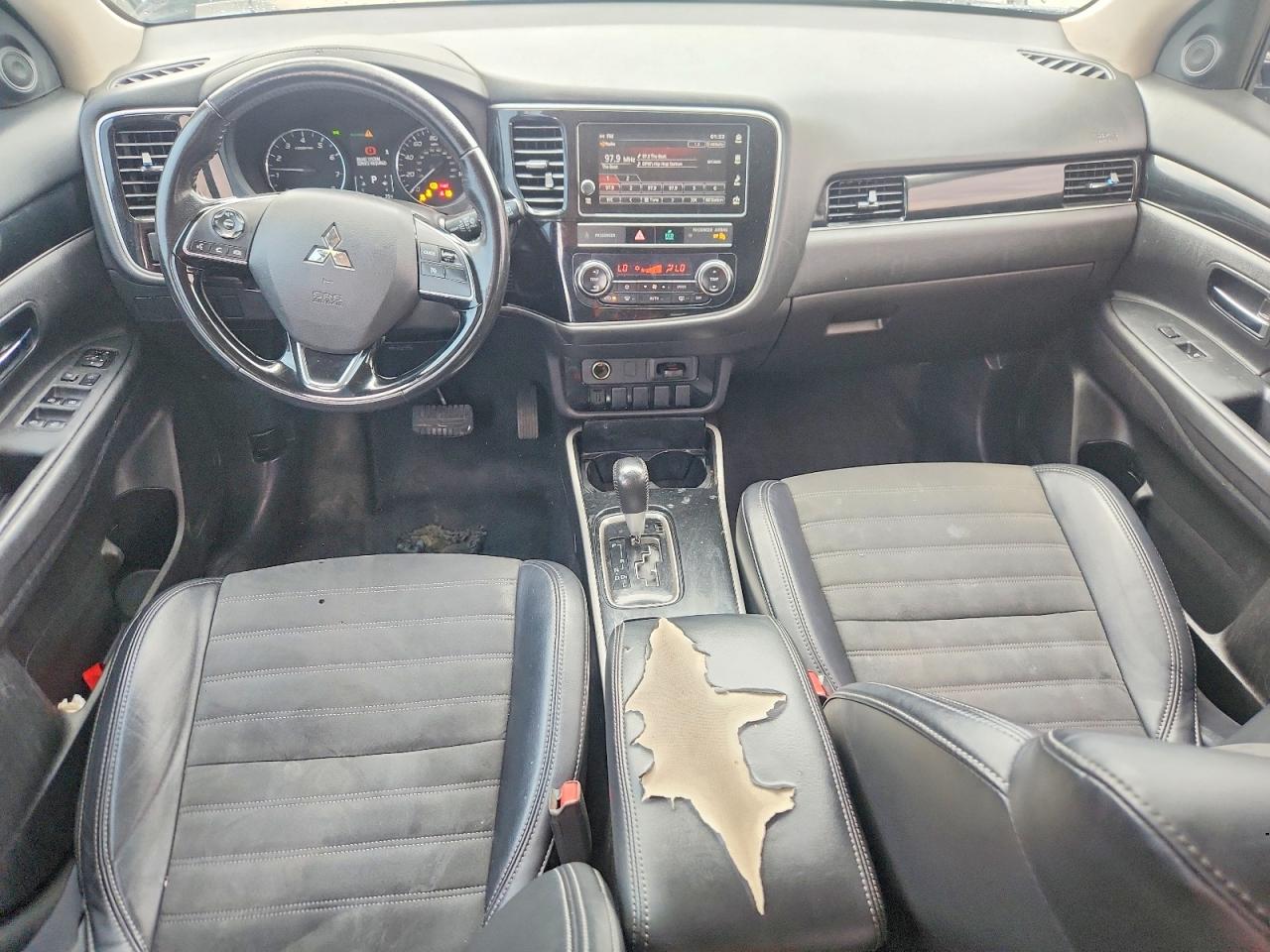 Mitsubishi Outlander Se