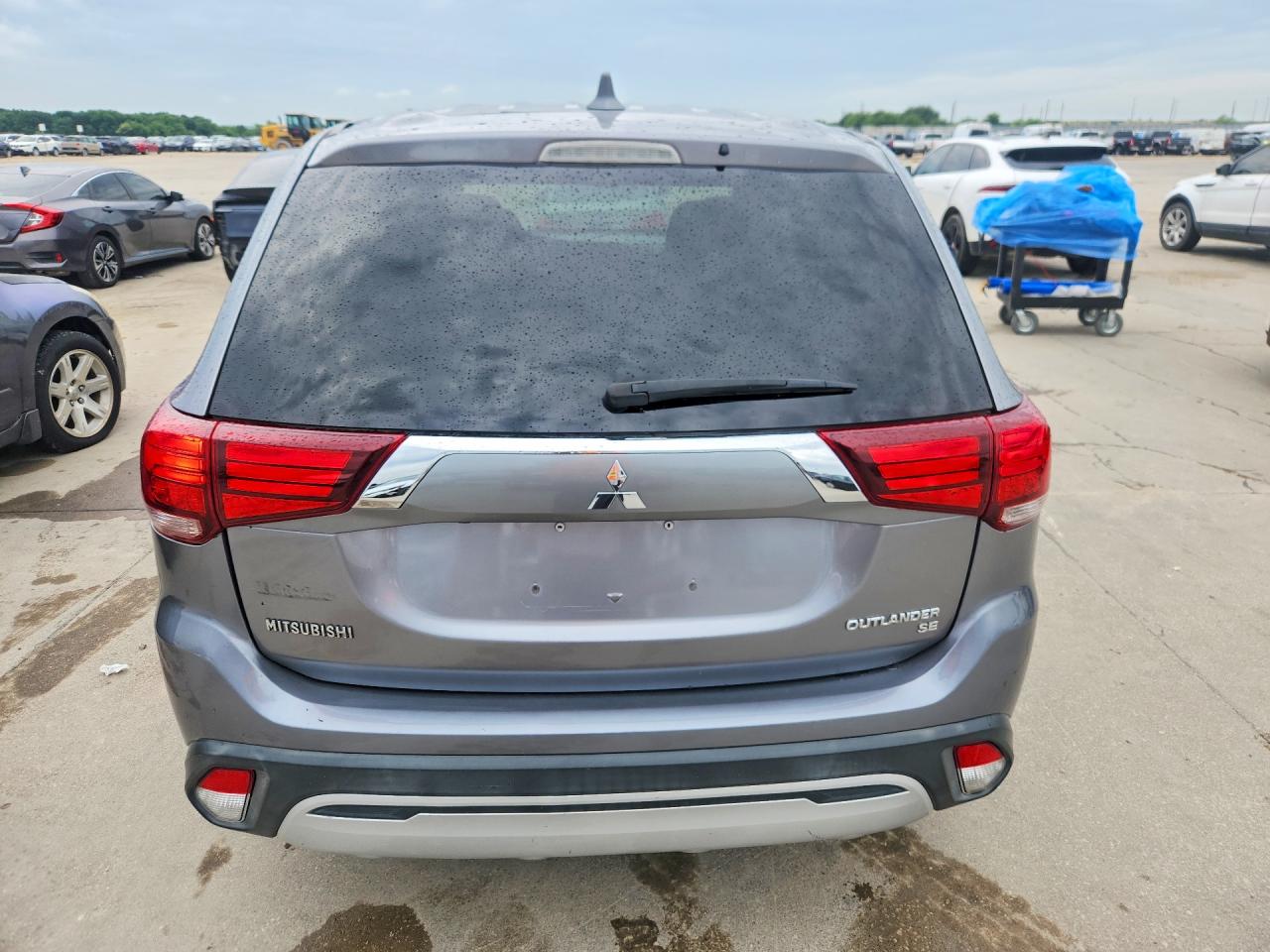 Mitsubishi Outlander Se