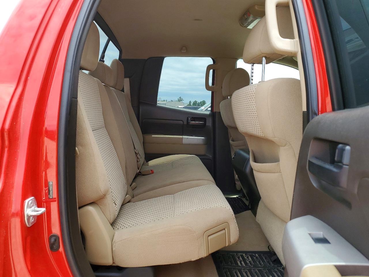 Toyota Tundra Sr5