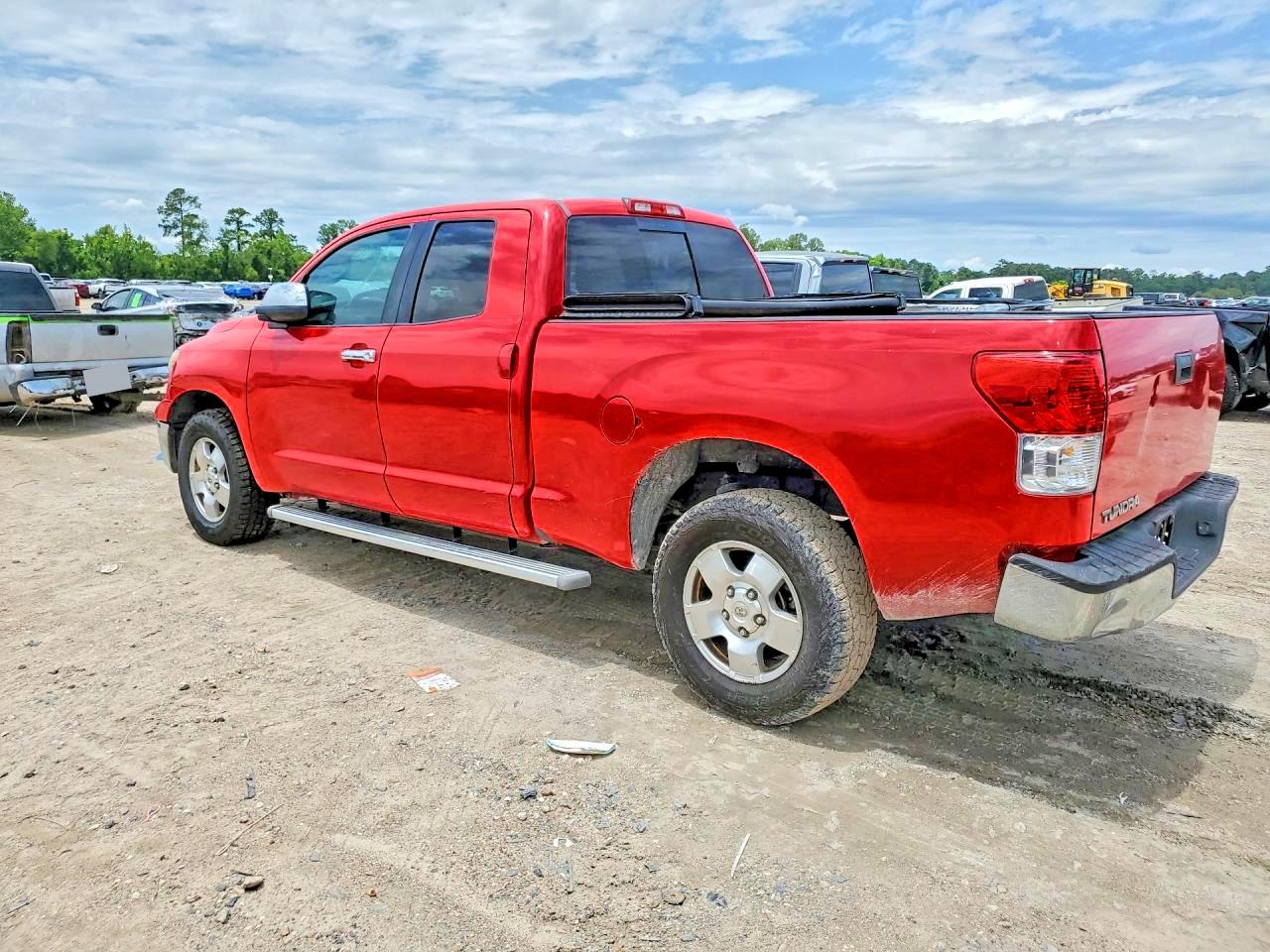Toyota Tundra Sr5