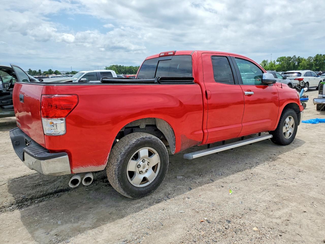 Toyota Tundra Sr5