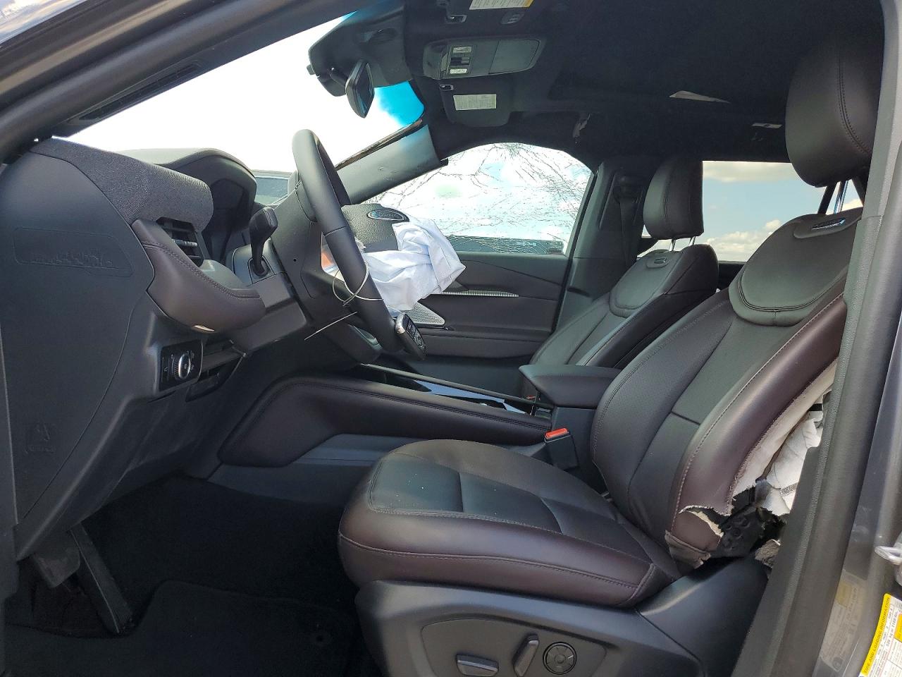 Ford Explorer Platinum