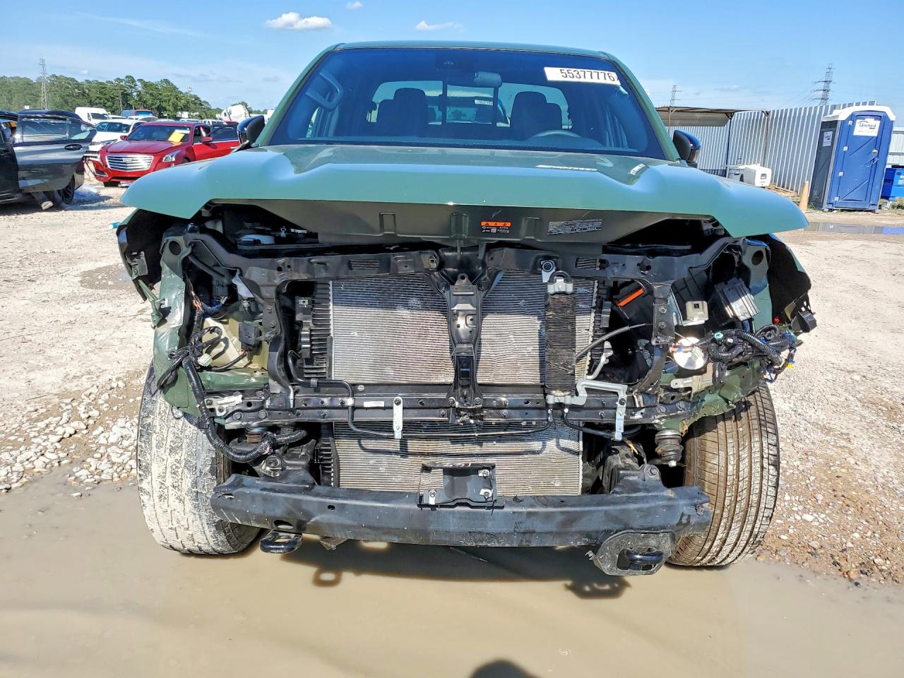 Nissan Frontier Sv