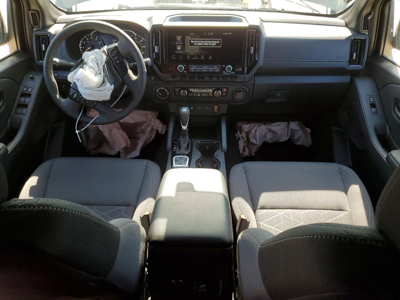 Nissan Frontier Sv