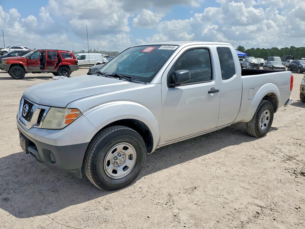 Salvage Nissan Frontier Image
