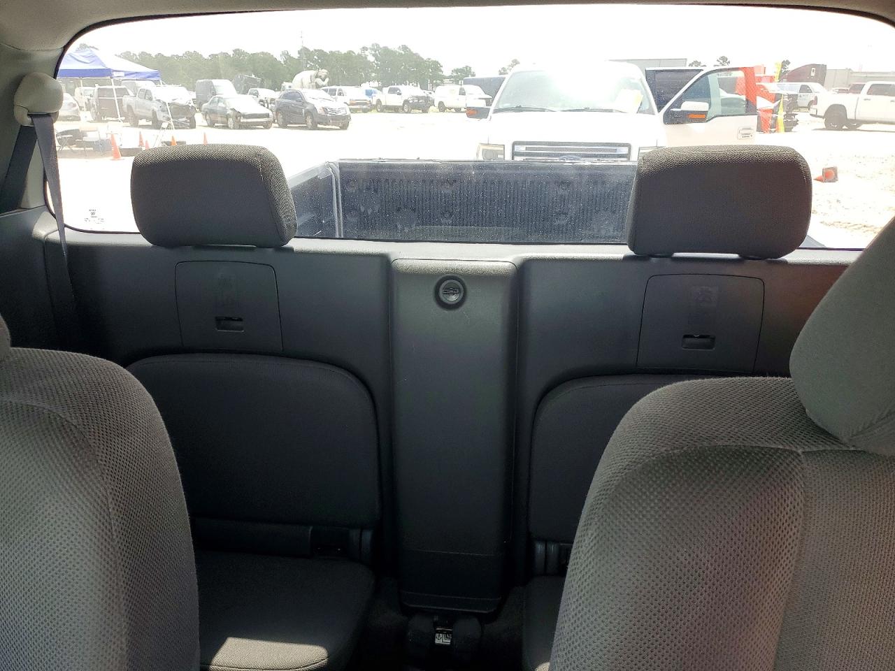 Nissan Frontier S