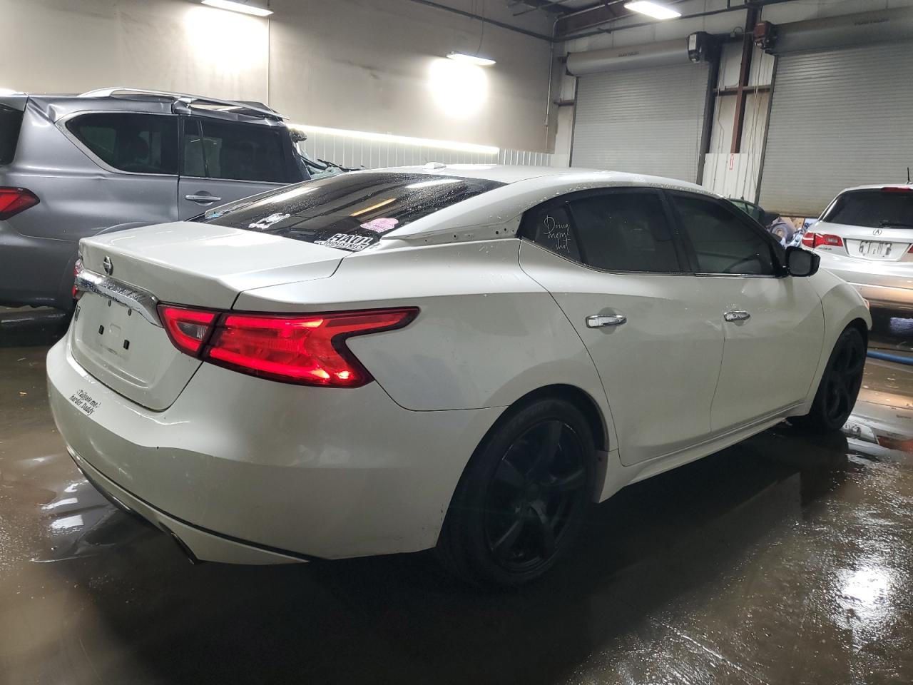 Nissan Maxima