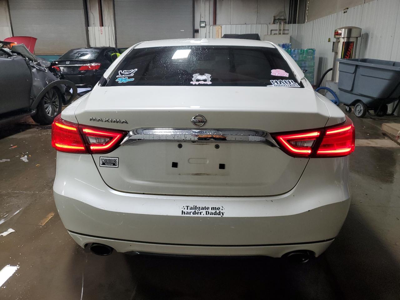 Nissan Maxima