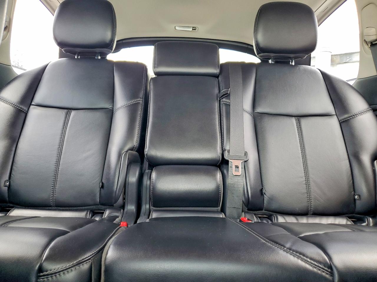 Nissan Pathfinder Sl