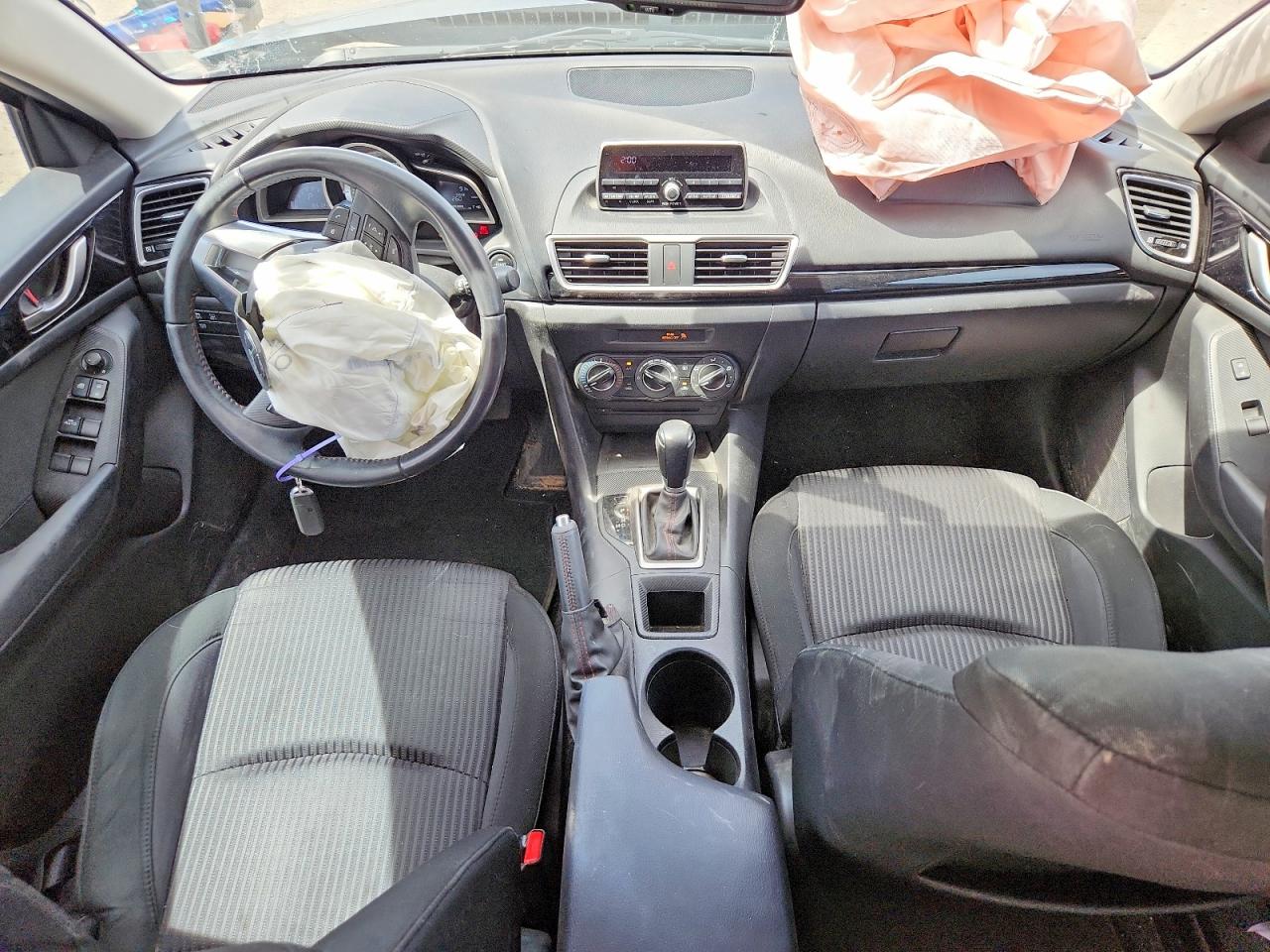 Mazda 3 Touring