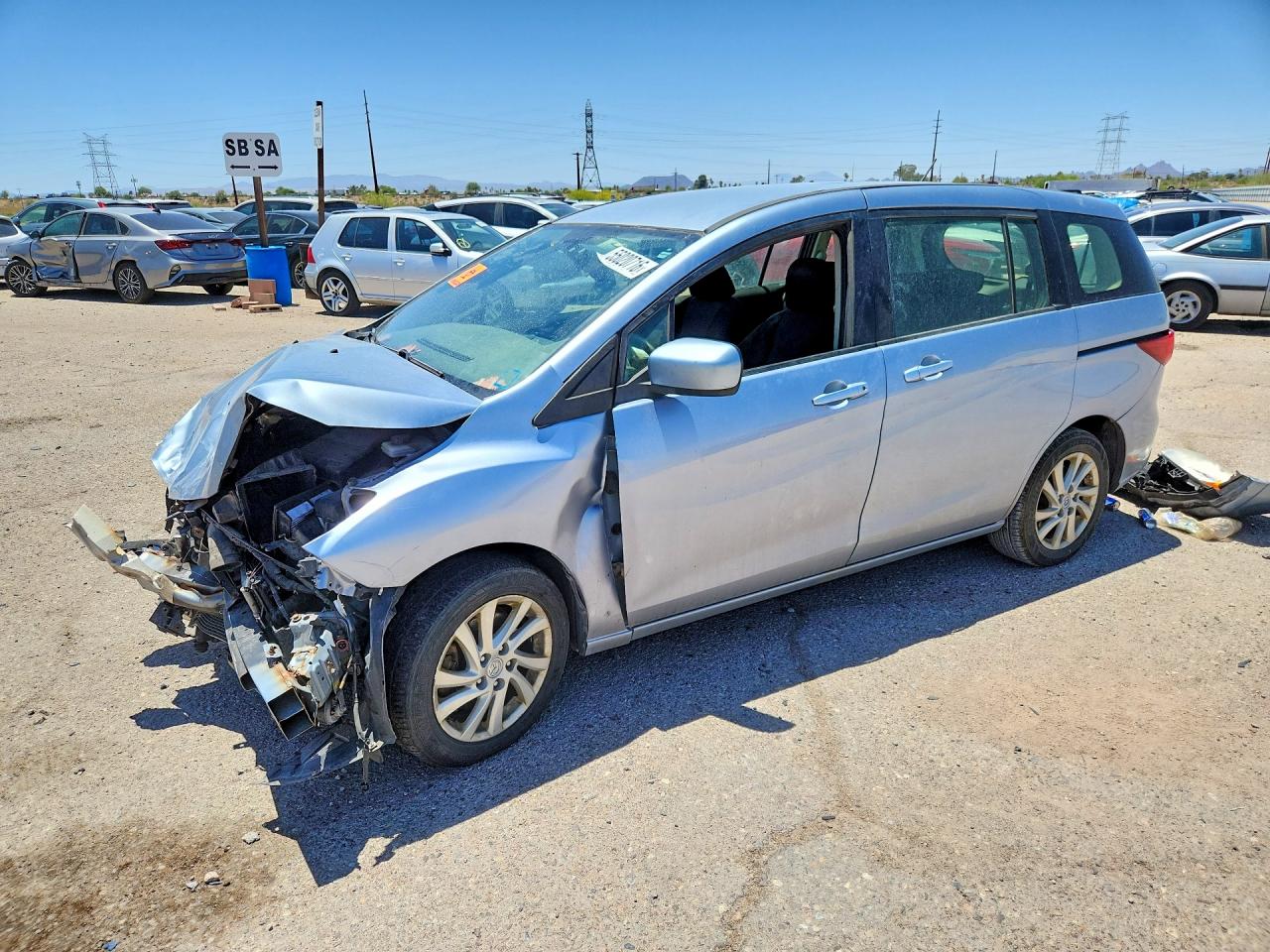 Salvage Mazda 5 Image