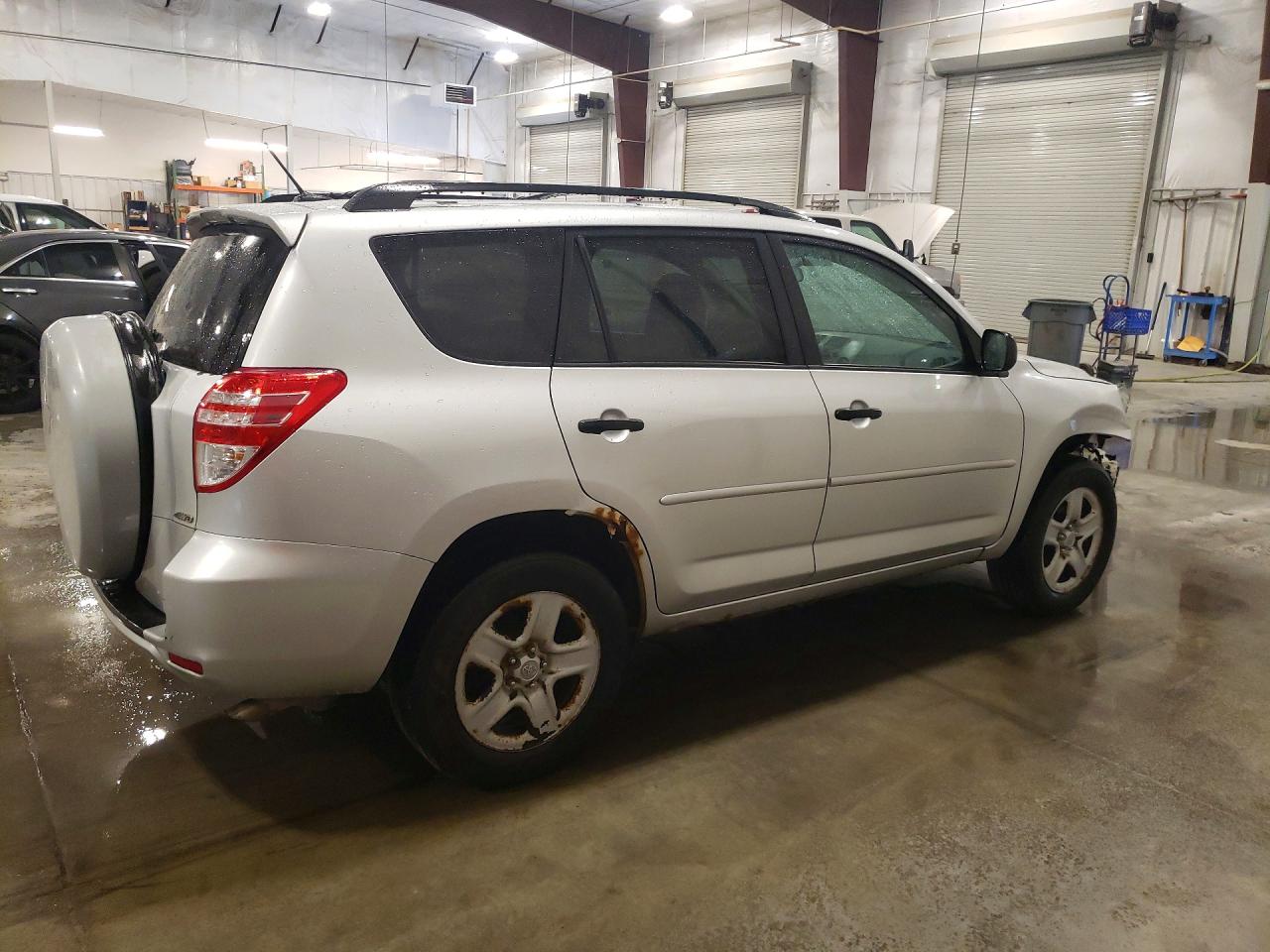 Toyota RAV4 Base