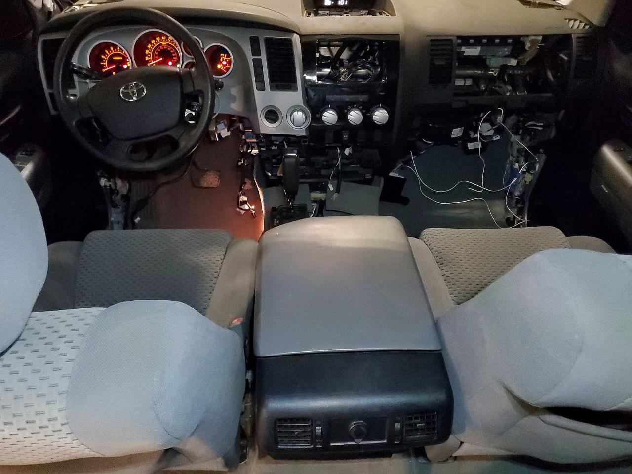Toyota Tundra Sr5