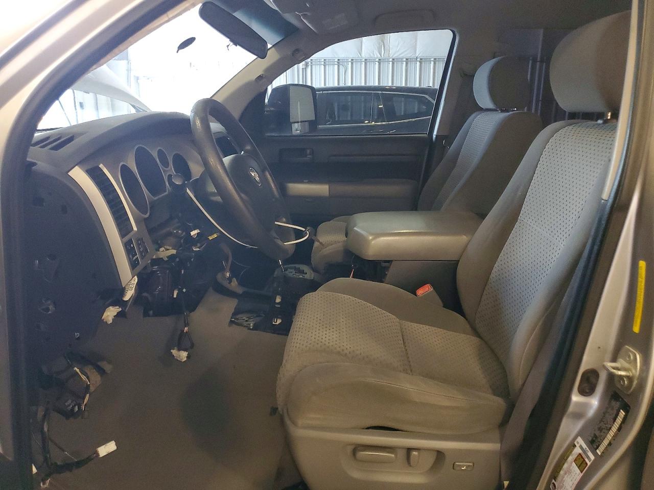 Toyota Tundra Sr5