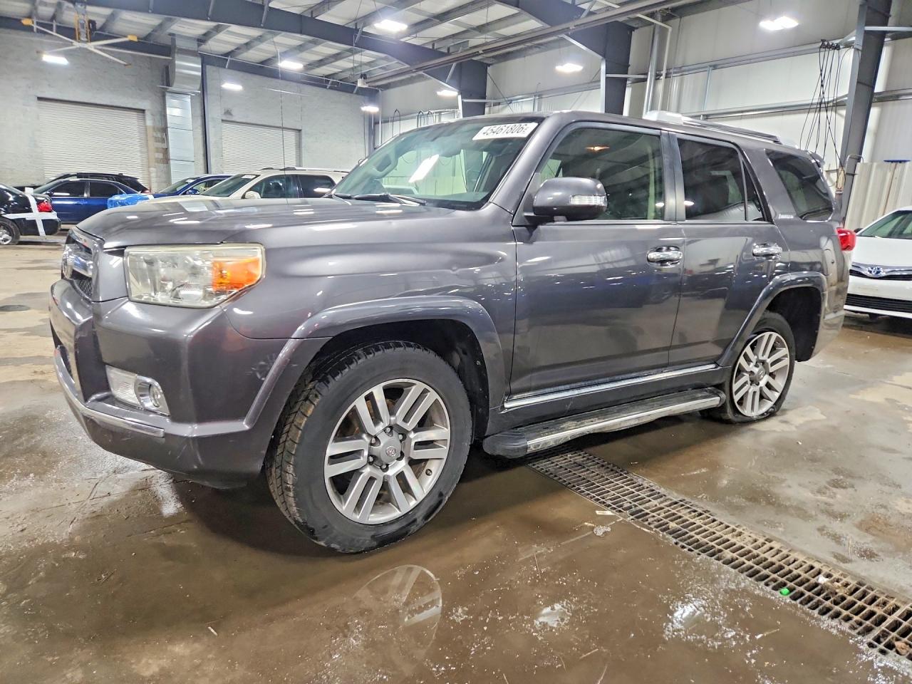 Salvage Toyota 4Runner Image