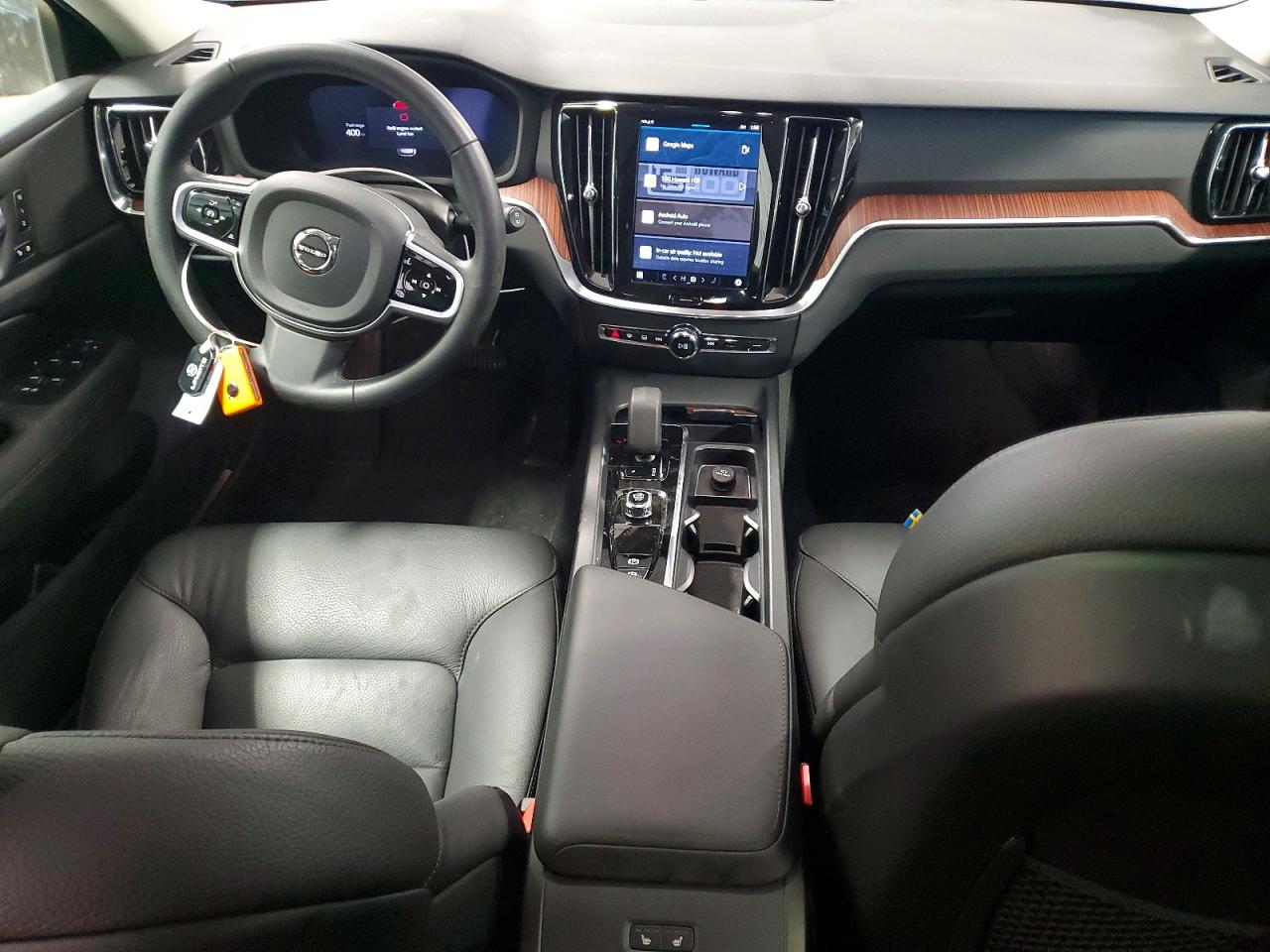 Volvo V60 Plus