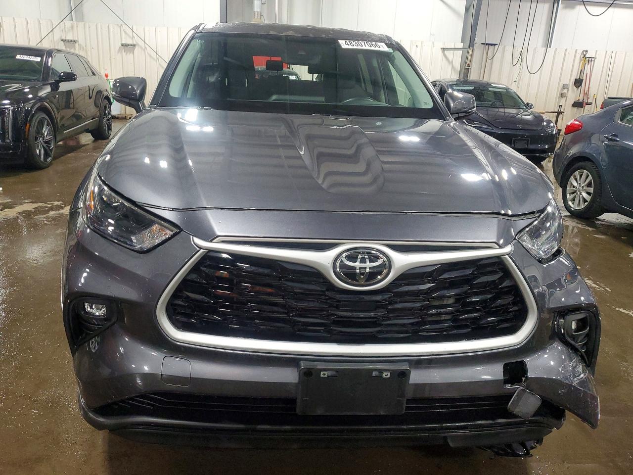 Toyota Highlander Le