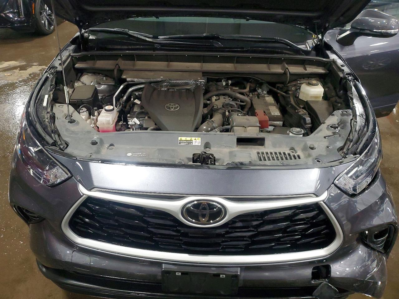 Toyota Highlander Le