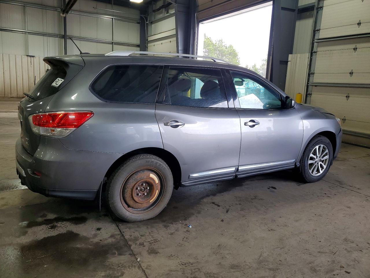 Nissan Pathfinder Sl