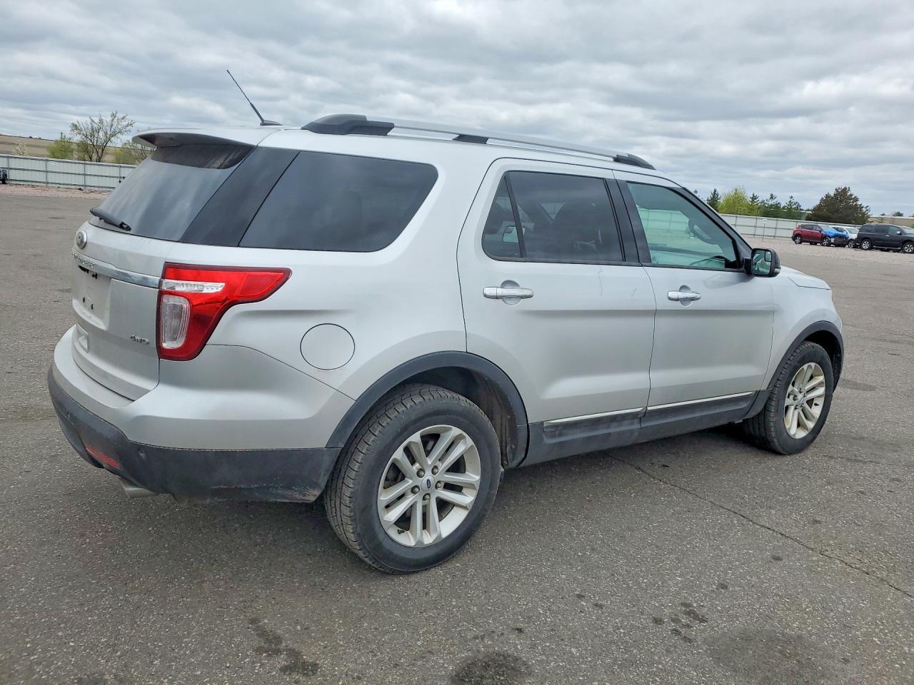 Ford Explorer Xlt