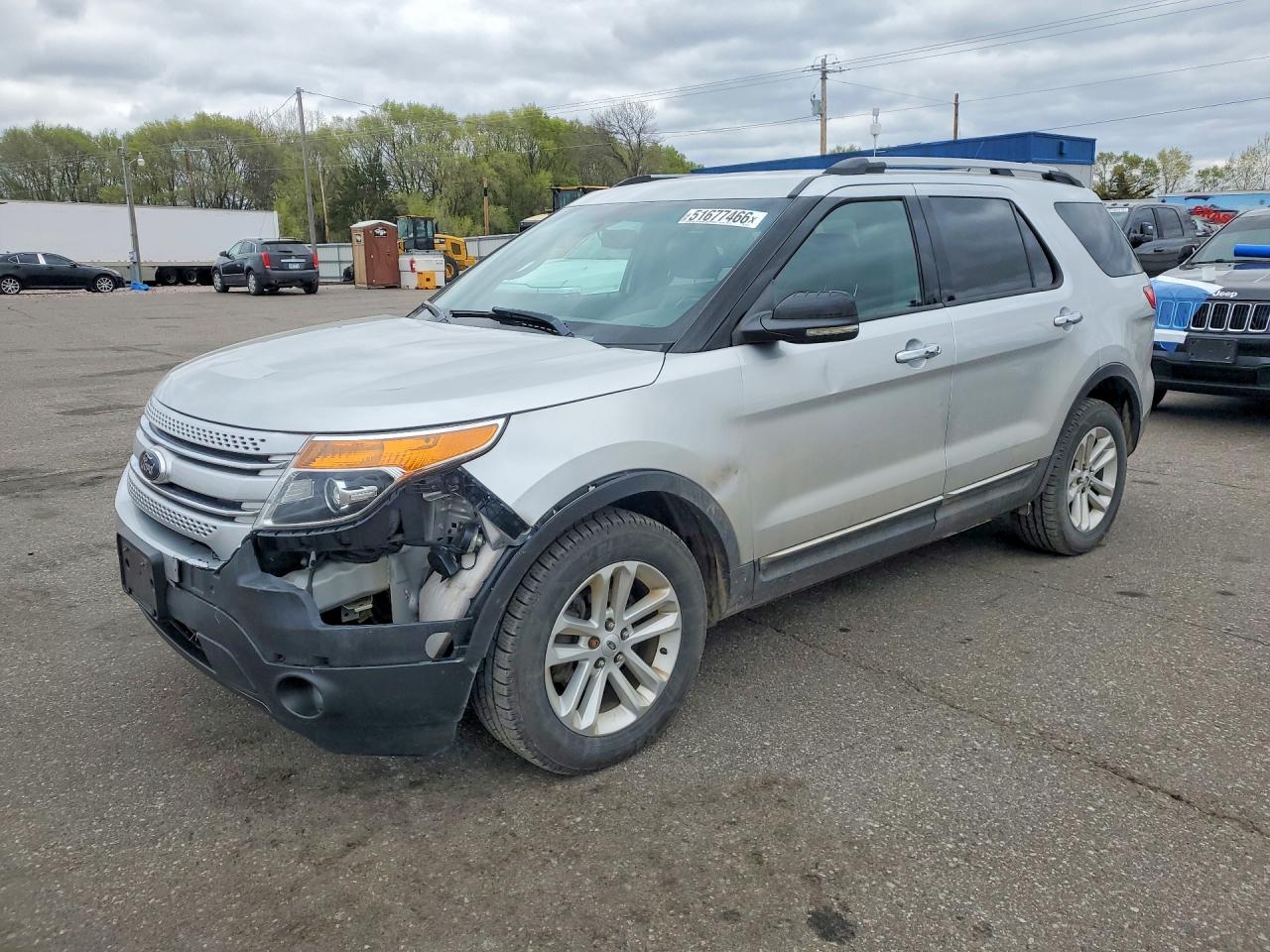 Salvage Ford Explorer Image