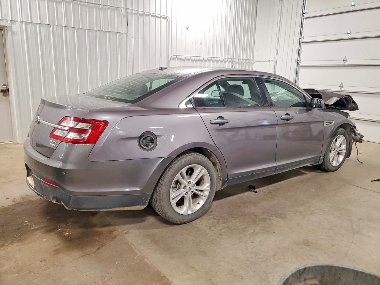 Ford Taurus Sel