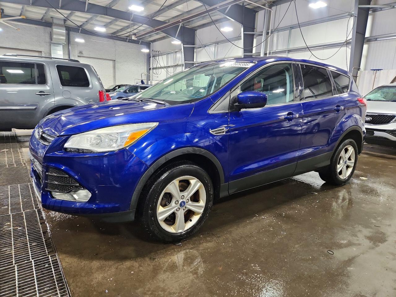 Salvage Ford Escape Image
