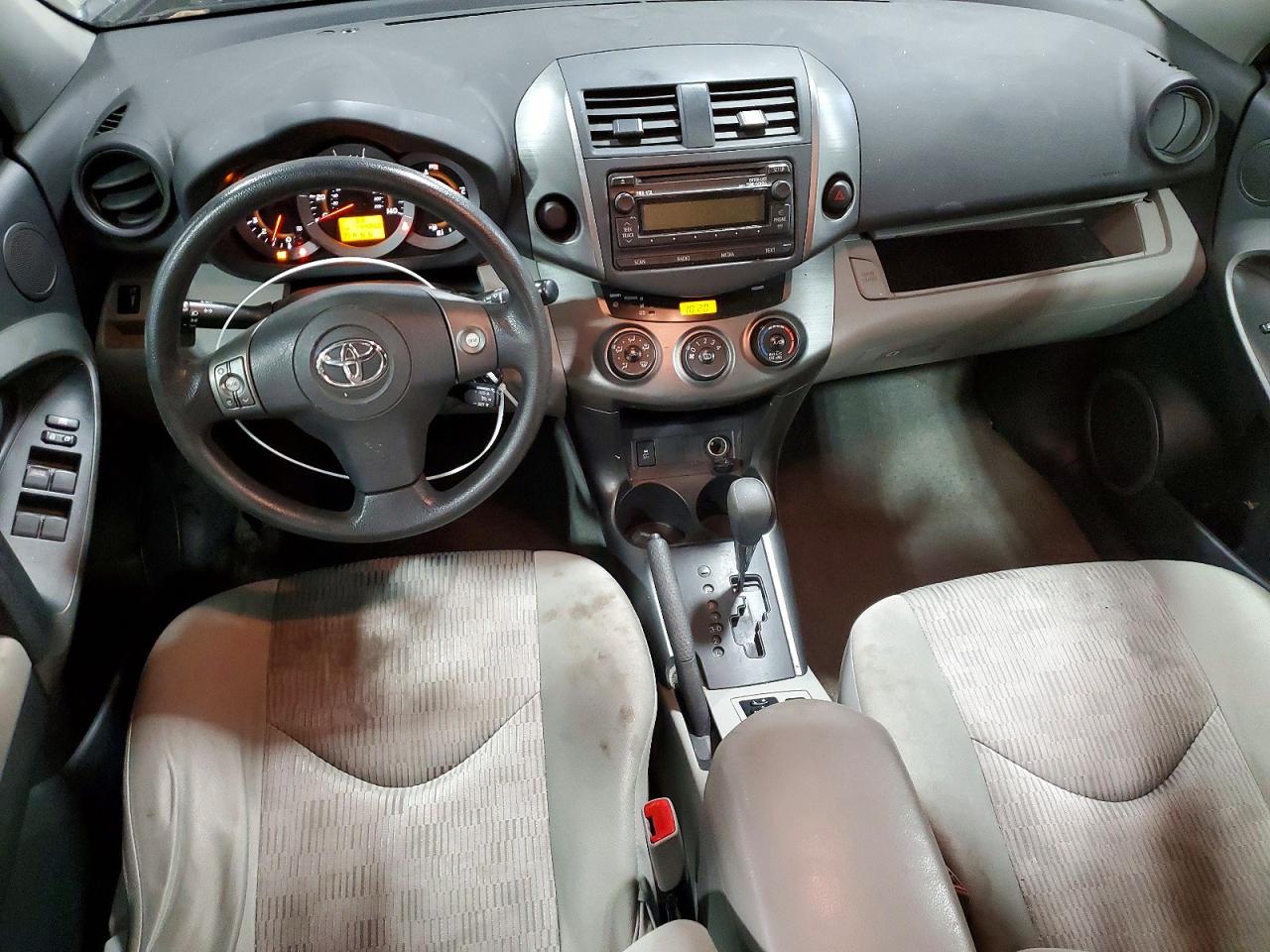 Toyota RAV4 Base
