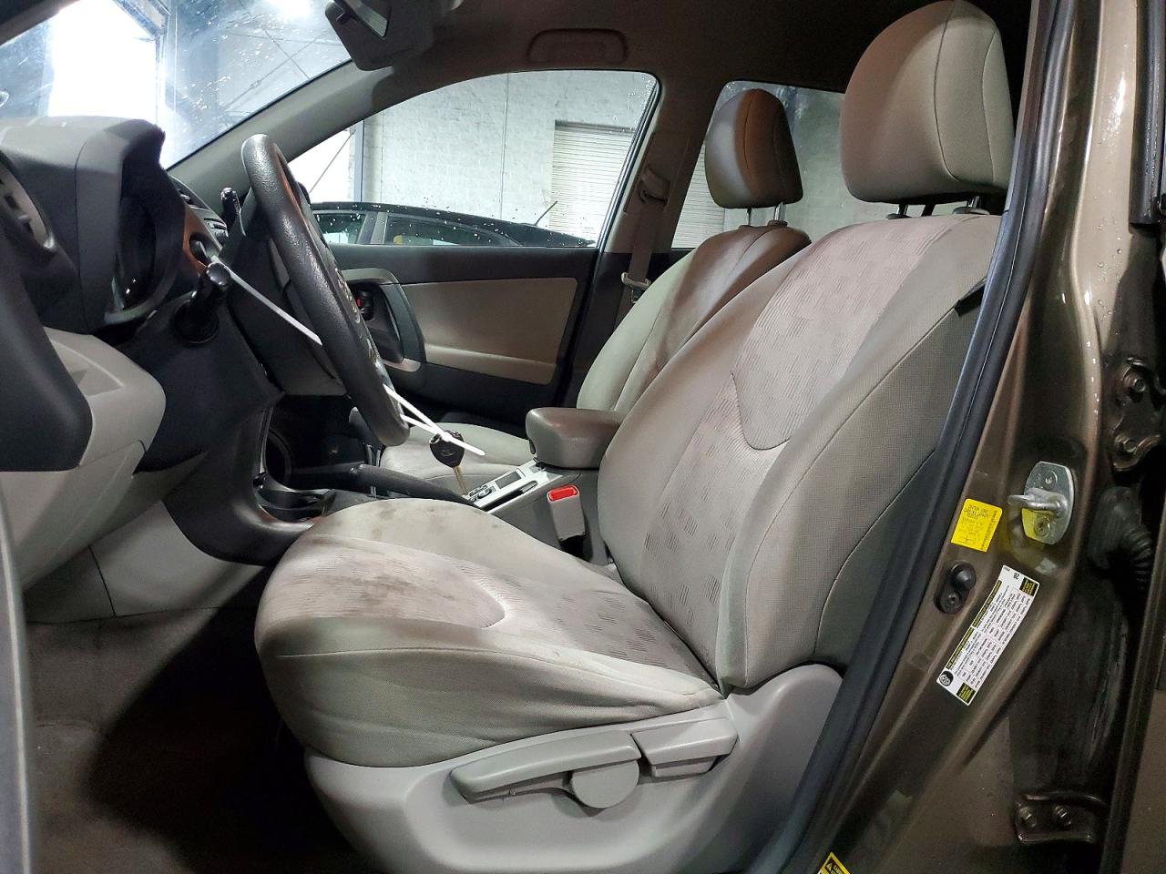 Toyota RAV4 Base