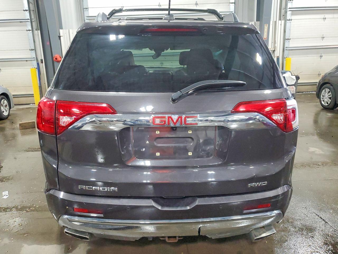 GMC Acadia Denali