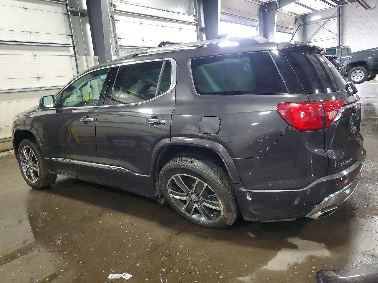 GMC Acadia Denali