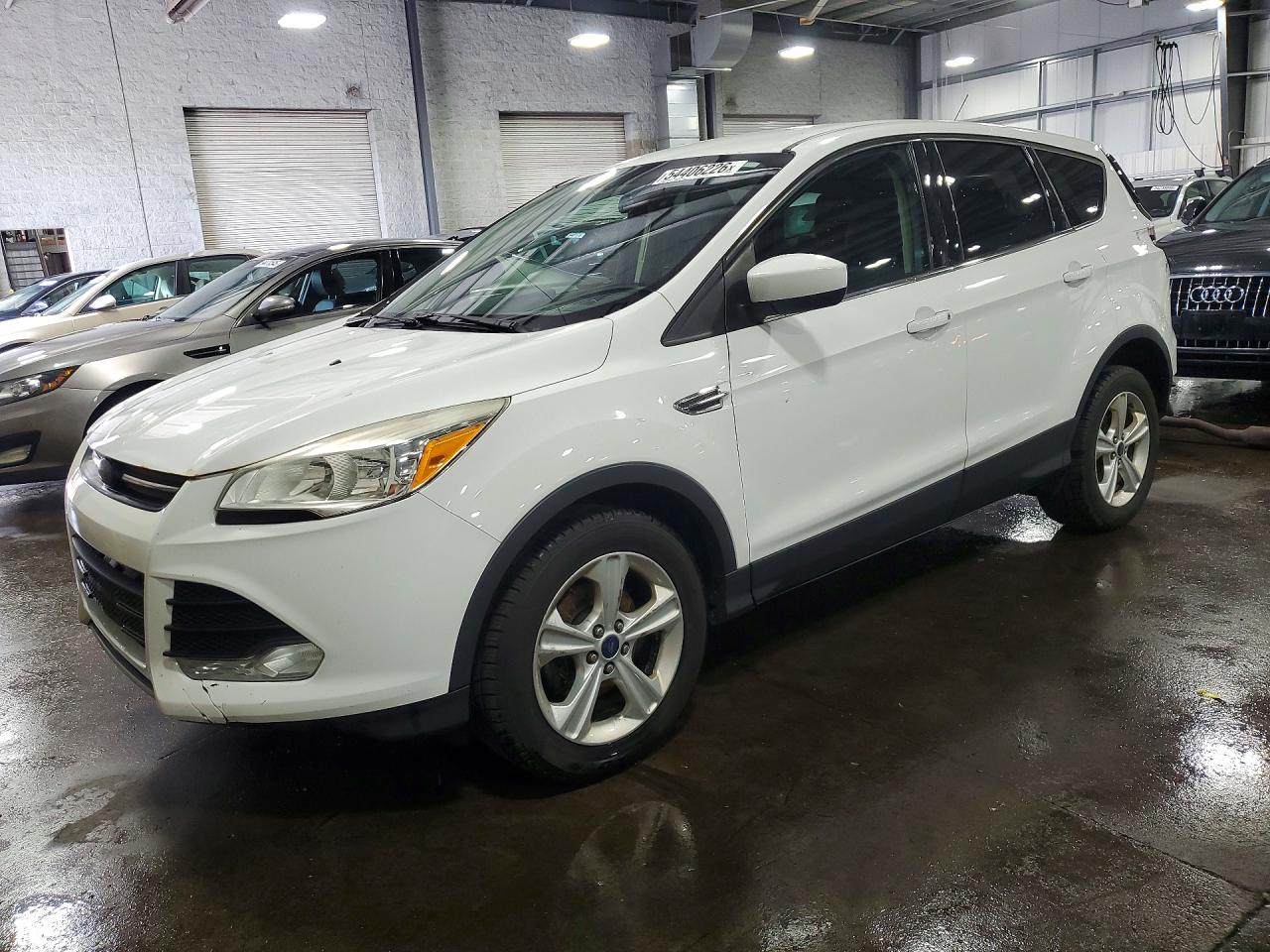 Salvage Ford Escape Image