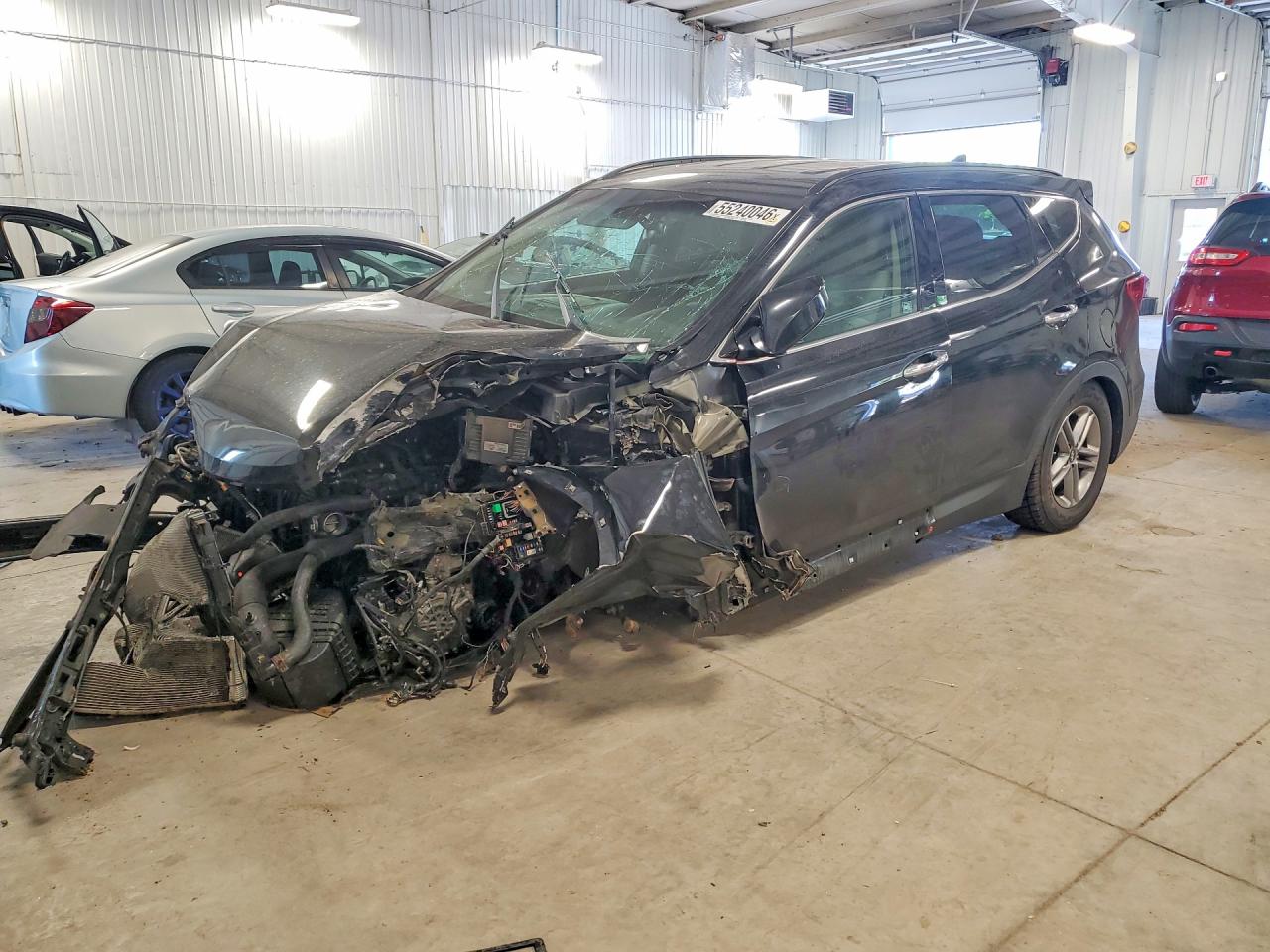 Salvage Hyundai SANTA FE Image