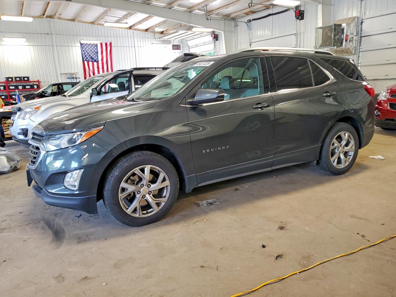 Salvage Chevrolet Equinox Image