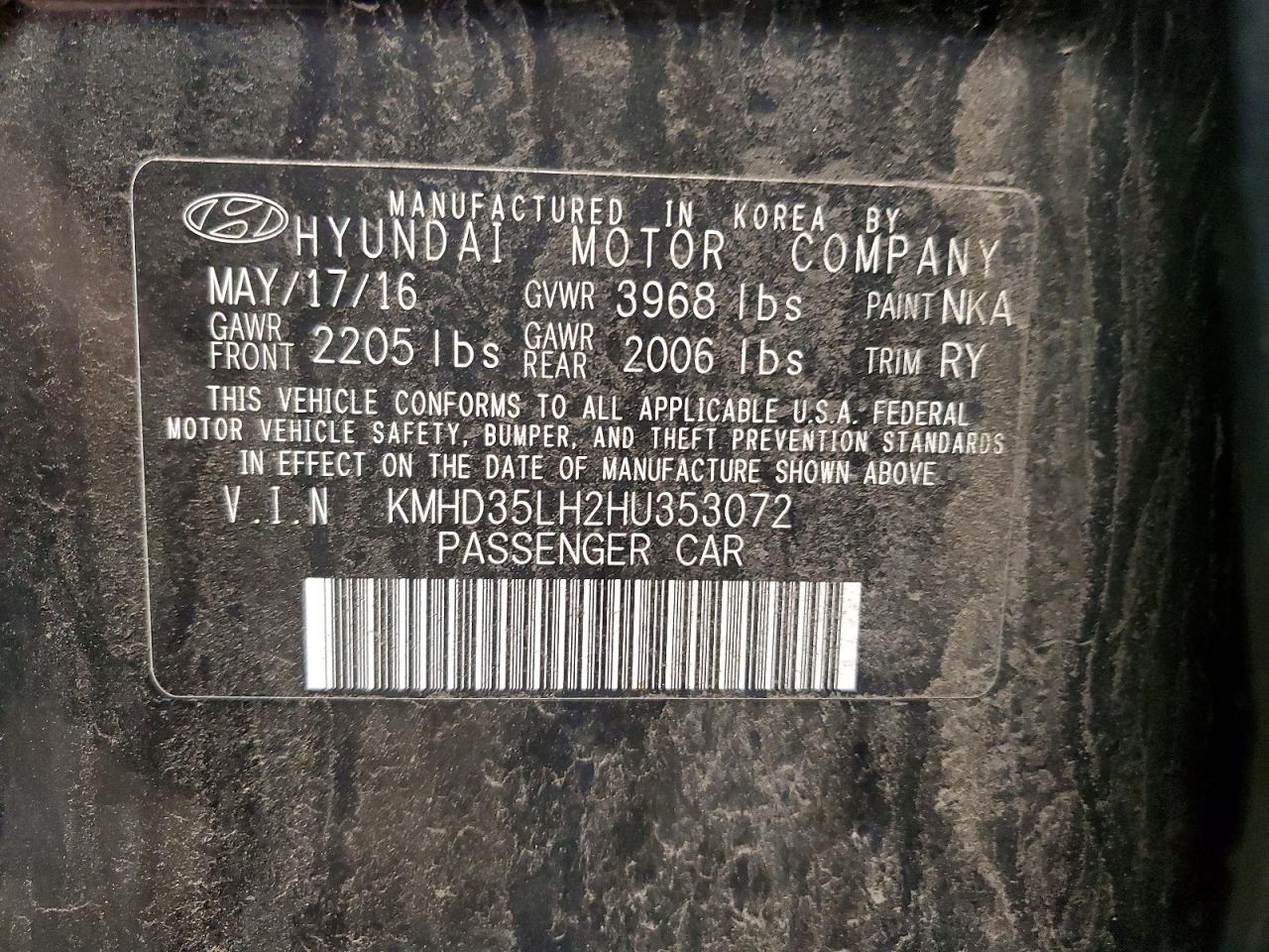 Hyundai ELANTRA Base