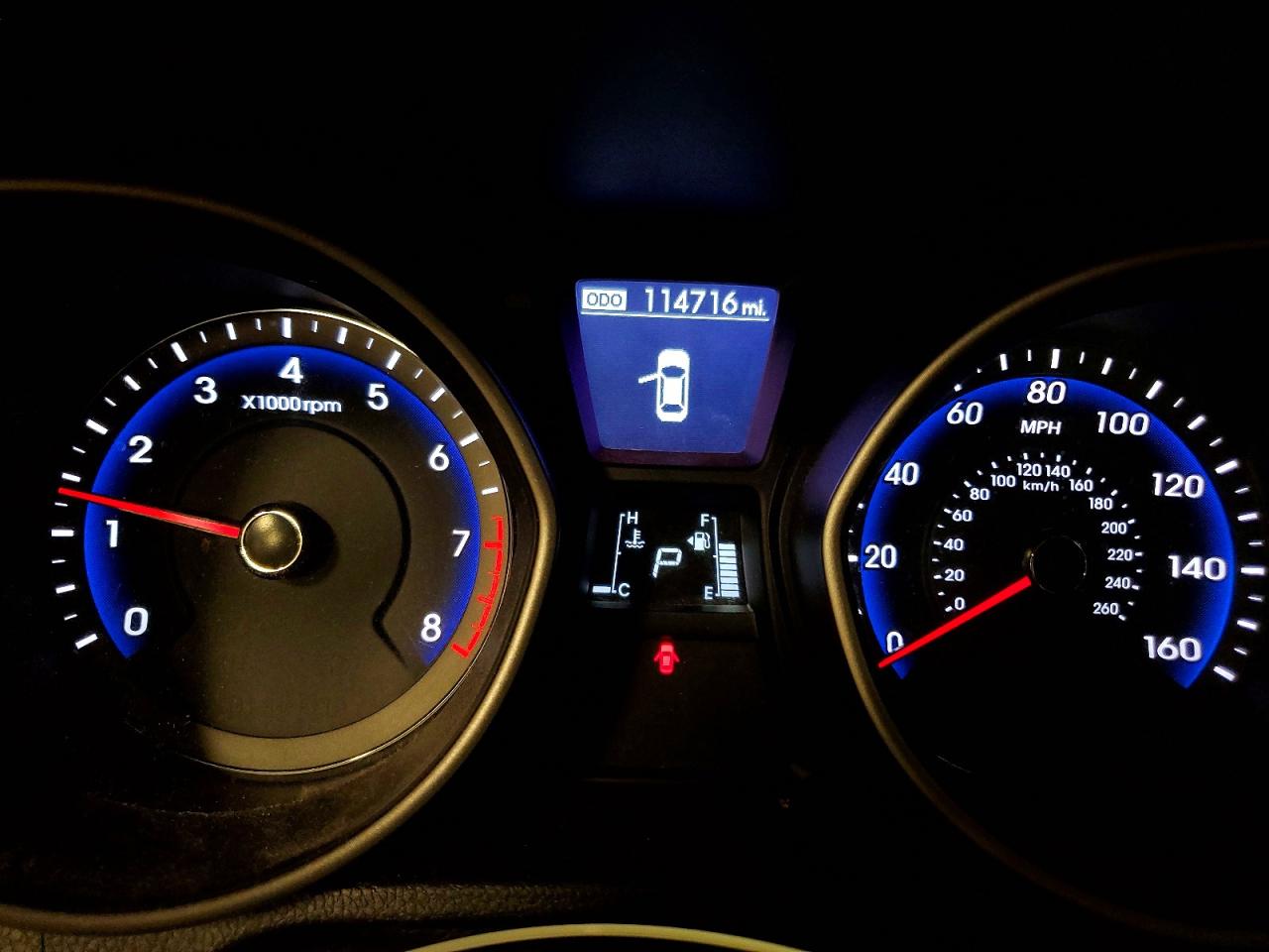 Hyundai ELANTRA Base