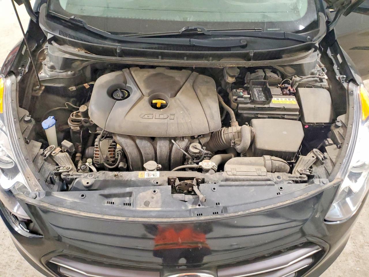 Hyundai ELANTRA Base