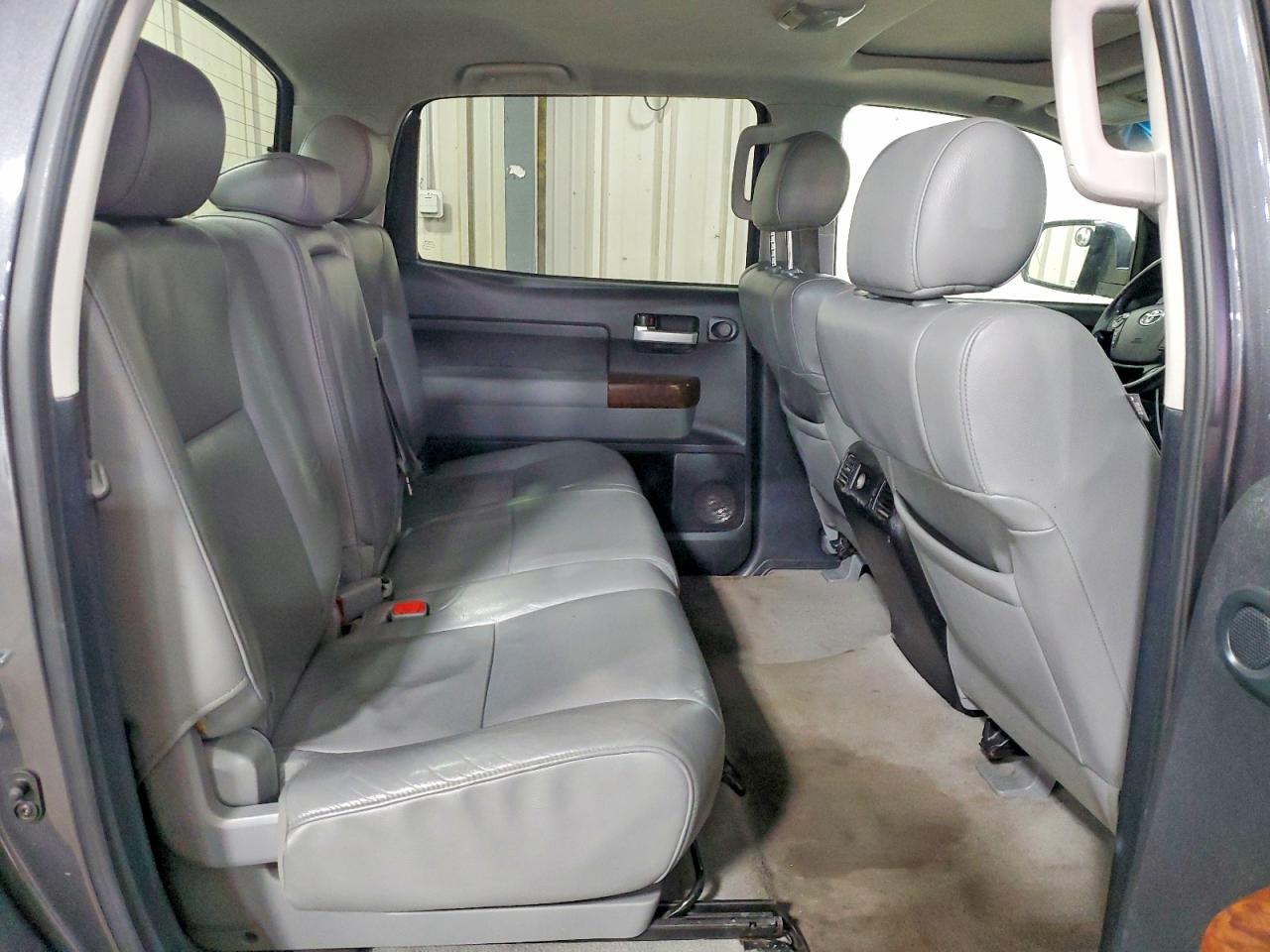 Toyota Tundra Crewmax Limited