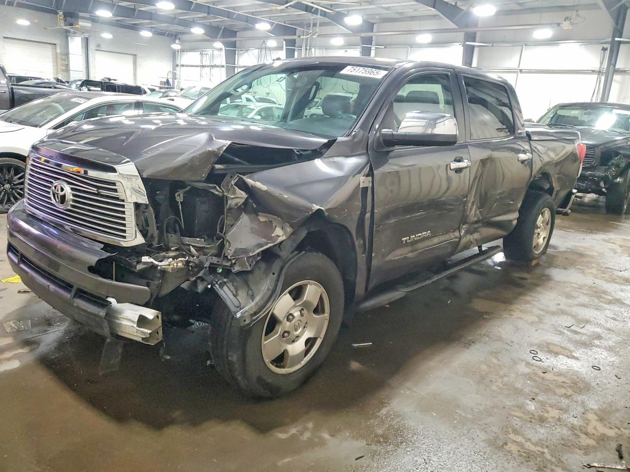 Salvage Toyota Tundra Image