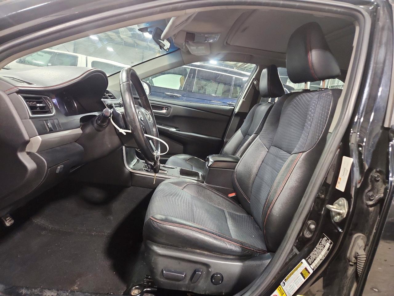 Toyota Camry Se