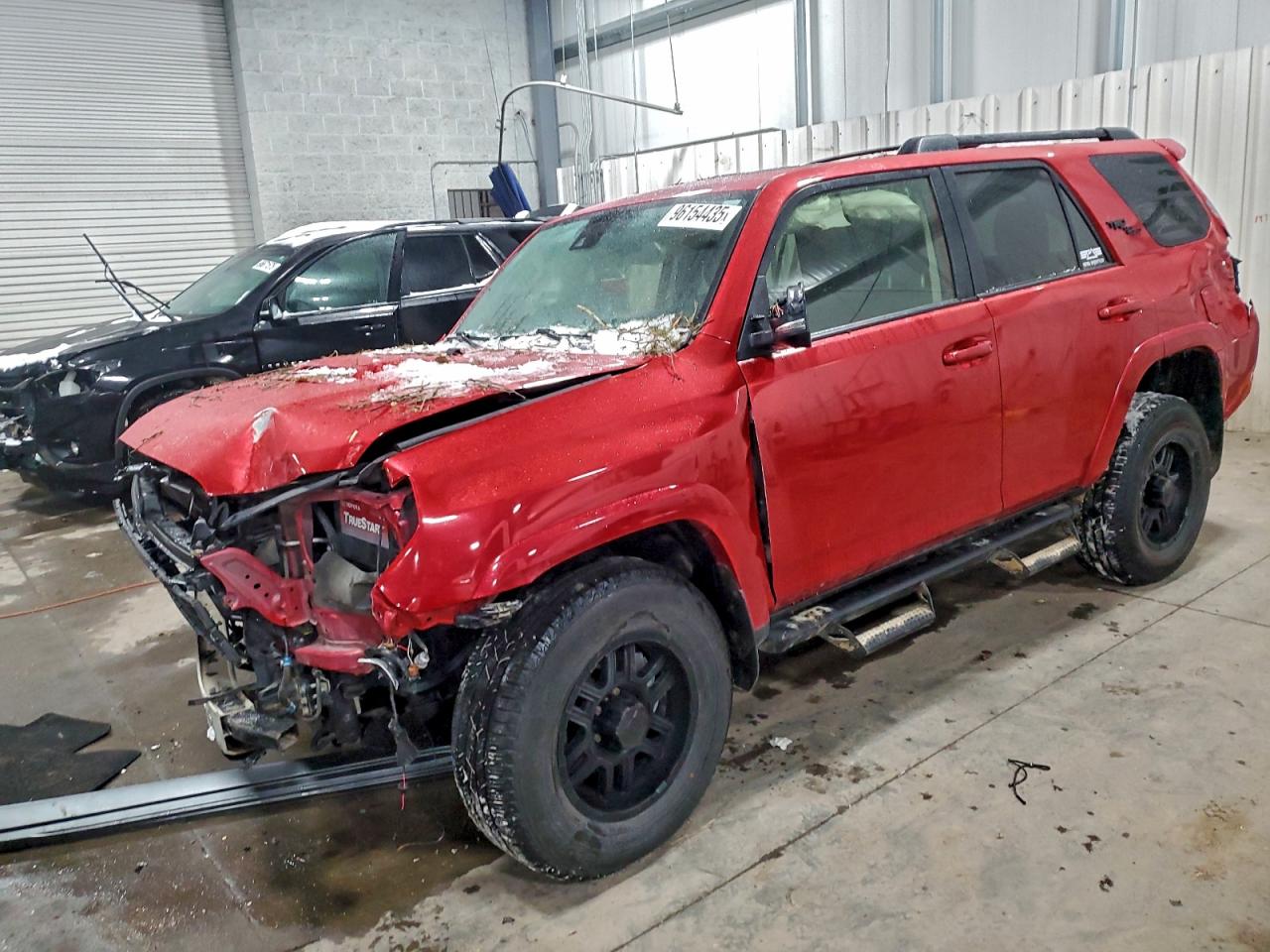 Salvage Toyota 4Runner Image