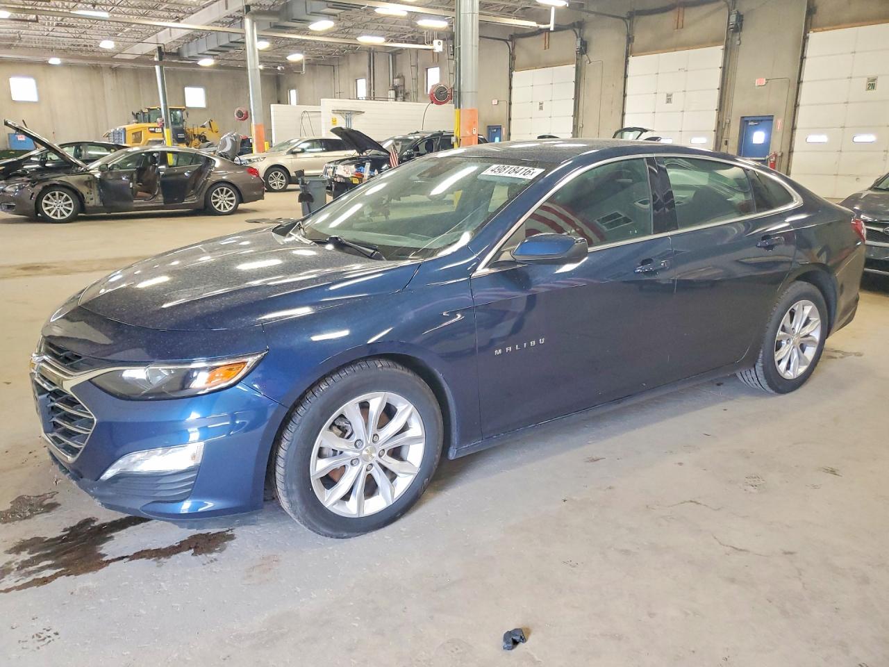Salvage Chevrolet Malibu Image