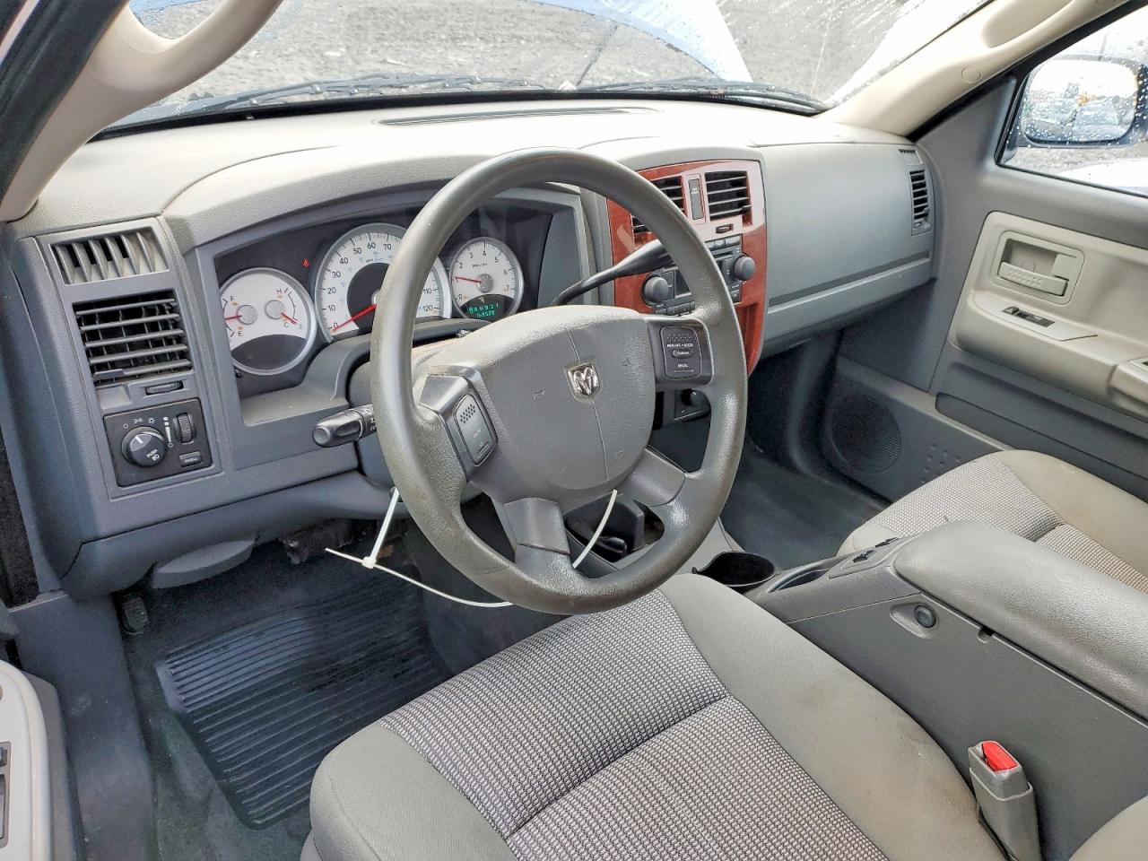 Dodge Dakota Slt