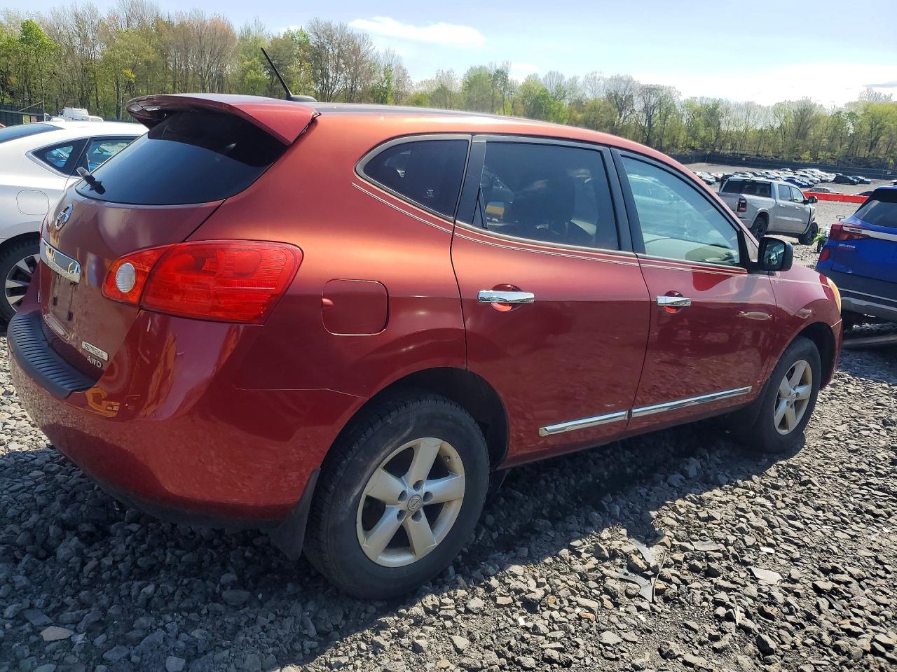 Nissan Rogue S