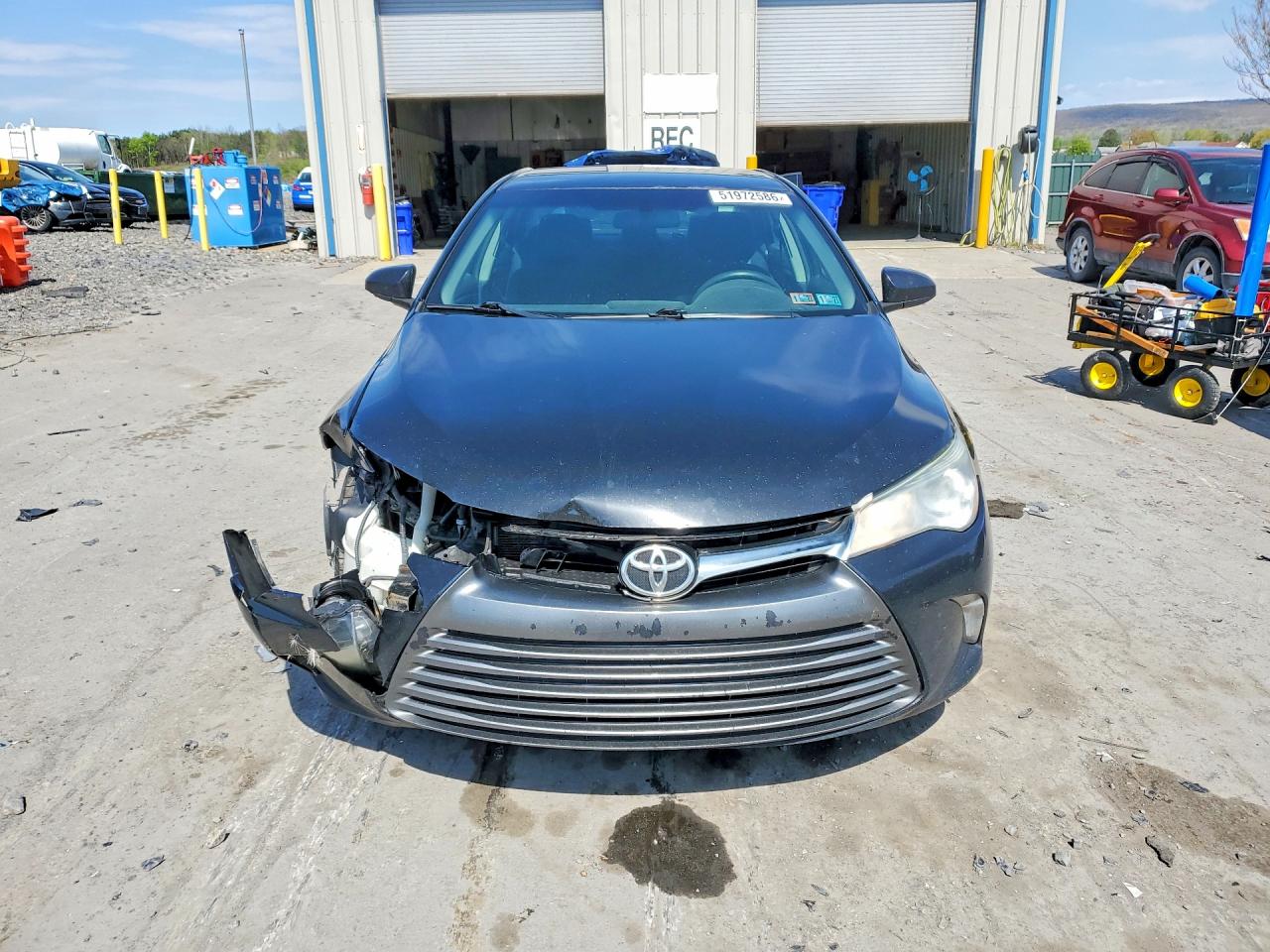 Toyota Camry Le