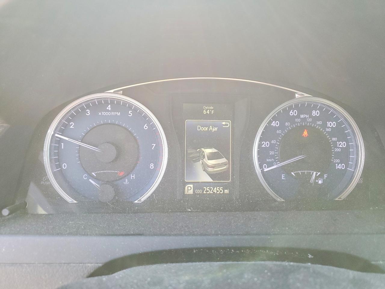Toyota Camry Le