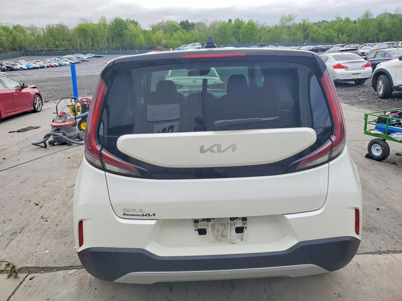 Kia Soul Lx