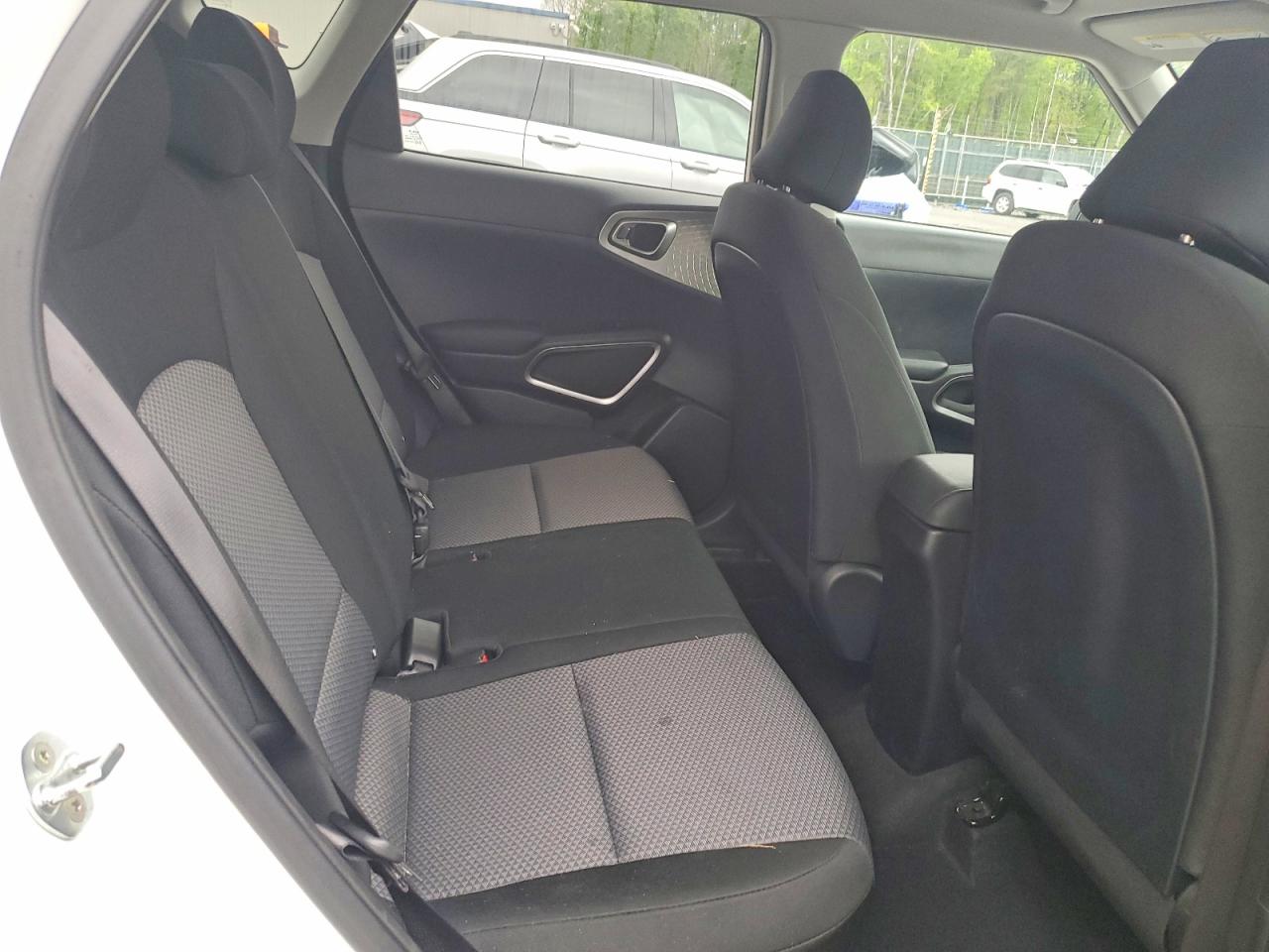 Kia Soul Lx