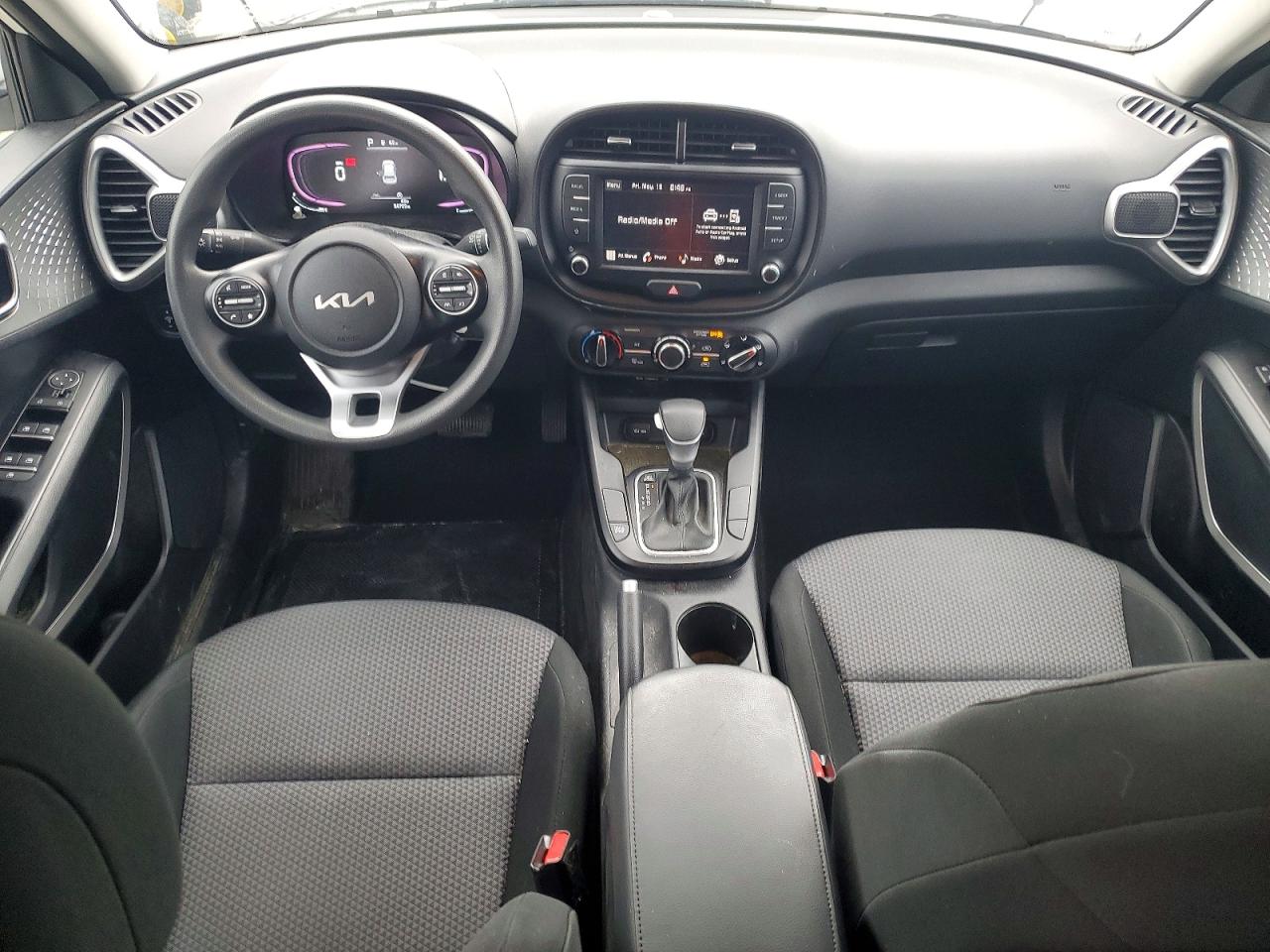 Kia Soul Lx