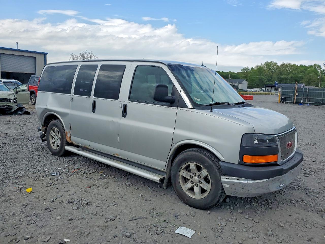 GMC Savana G1500 Lt